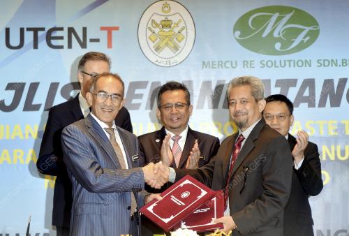 KL19_30112016_MOU