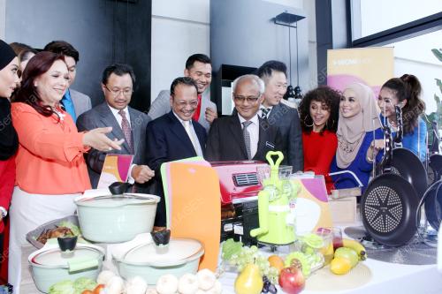 KL19_31032016_WOW_SHOP