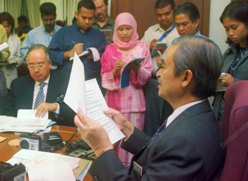 KL20-140_20012016