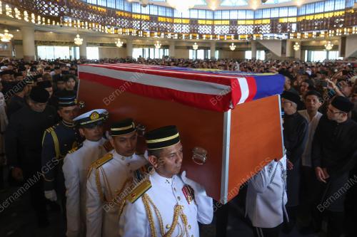 TUN ABDULLAH AHMAD BADAWI MENINGGAL