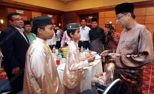 ISMAIL SABRI YAAKOB