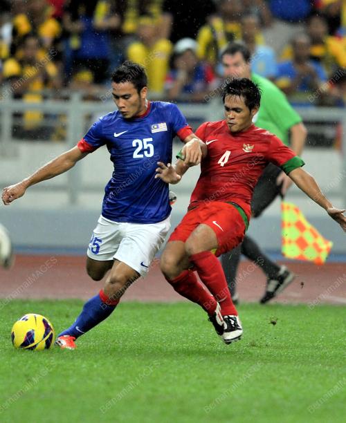 KL20_01122012_AFF_CUP