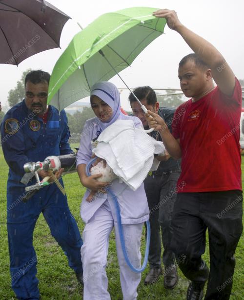 KL20_01122015_PESAKIT