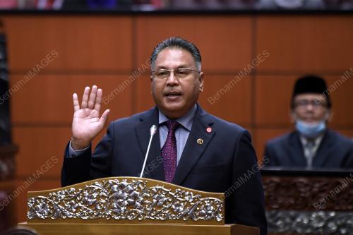 PERSIDANGAN PARLIMEN PENGGAL KETIGA 