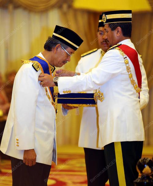 TUANKU MIZAN ZAINAL ABIDIN