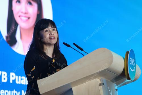 TEO NIE CHING