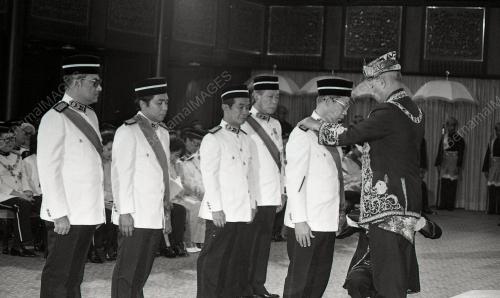 HARI KEPUTERAAN