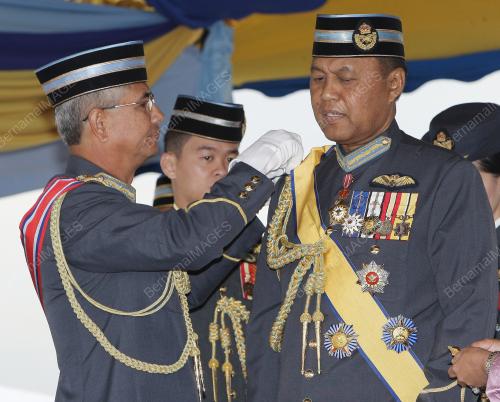 AZIZAN ARIFFIN
