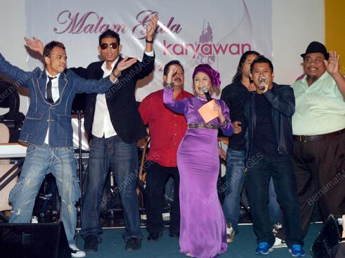 MALAM GALA KARYAWAN