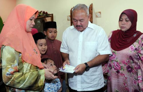 KL20_03032012_SUMBANGAN