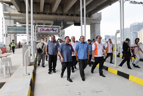 DATUK SERI ALEXANDER NANTA LINGGI