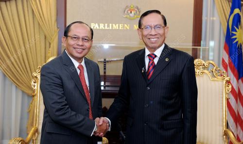 KL20_05112012_YDP_KUNJUNGAN