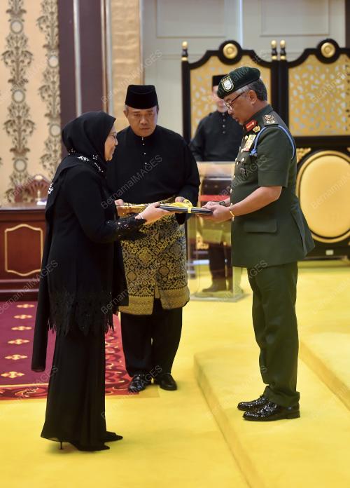 AL SULTAN ABDULLAH RI'AYATUDDIN AL-MUSTAFA BILLAH SHAH