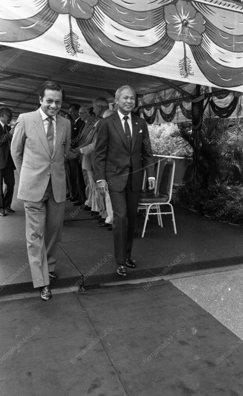 KL20_06032015_PREM_TINSULANONDA