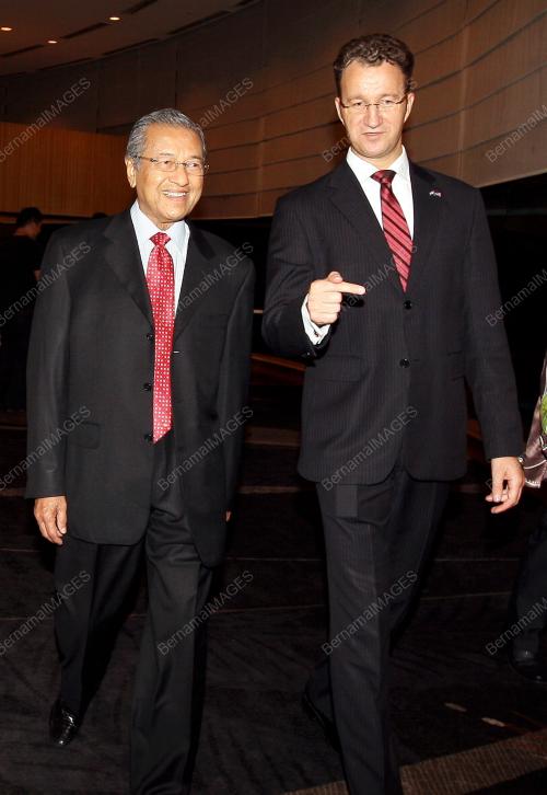 TUN DR.MAHATHIR MOHAMAD