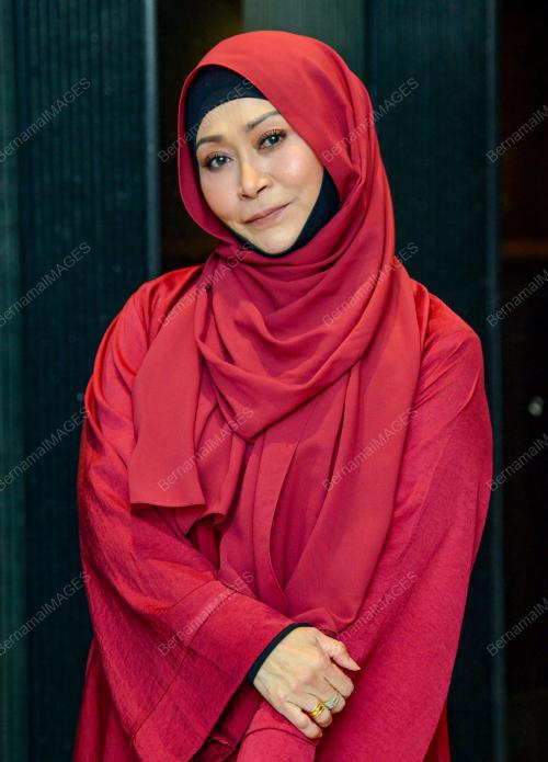 LIZA ABDULLAH