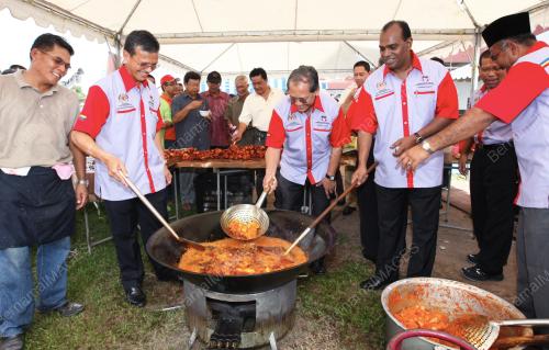 RAJA NONG CHIK RAJA ZAINAL ABIDIN