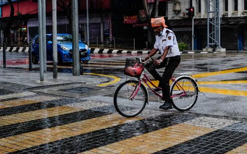 TINJAUAN DI SEKITAR IBU KOTA