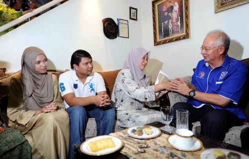 KL20_07042013_PM_ZIARAH