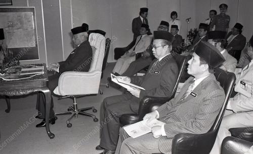 KL20_08012015_AGONG_IMIGRESEN
