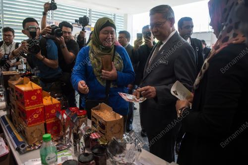 KL20_08022018_DIGITAL_FORUM
