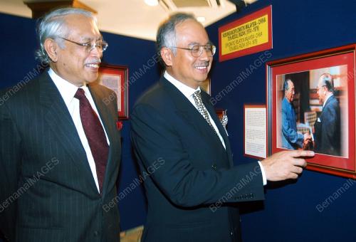 NAJIB TUN RAZAK