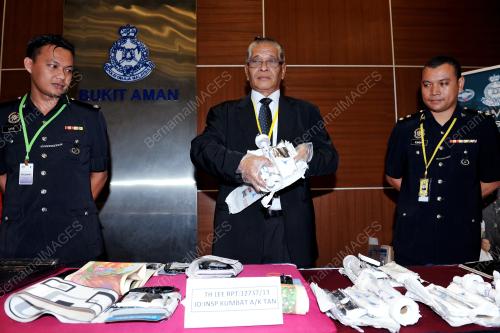KL20_08042013_DADAH