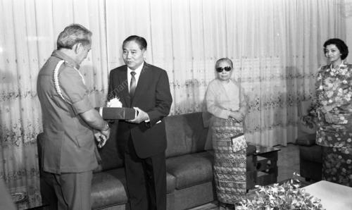 KL20_08072015_AGONG