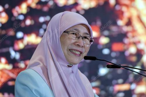 KL20_08082018_AZIZAH-_BN201808075131