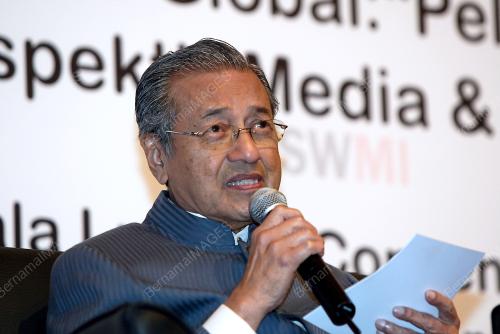 DR MAHATHIR MUHAMAD