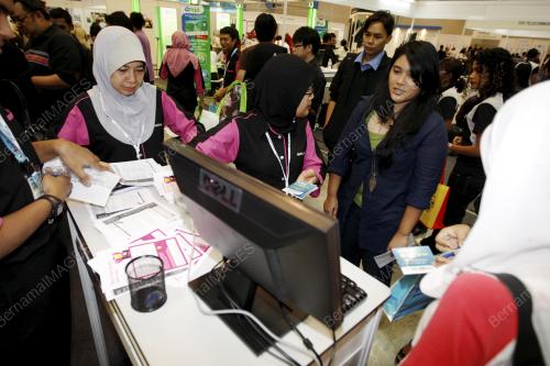 CARI KERJA