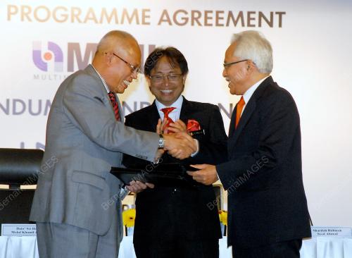 KL20_09072012_MOU_ICAM