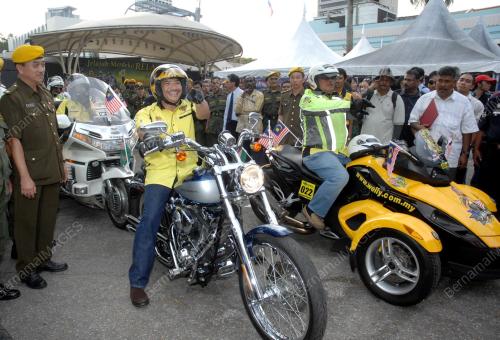 HISHAMMUDDIN TUN HUSSEIN