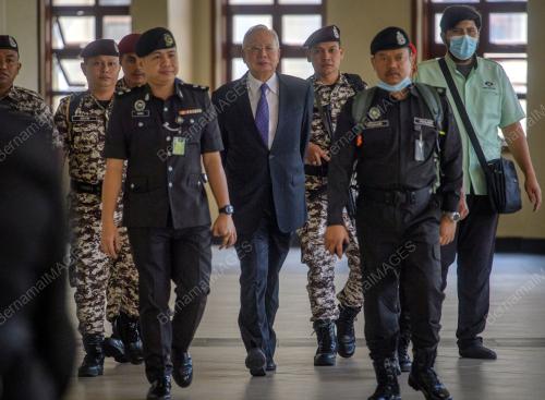 DATUK SERI NAJIB TUN RAZAK