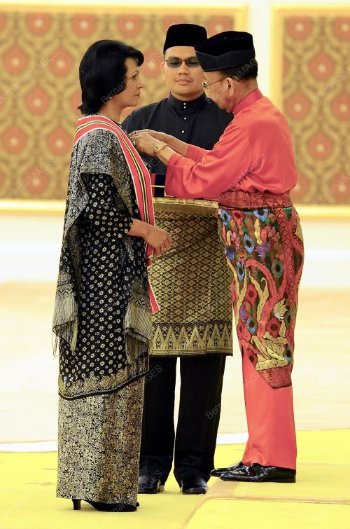 KL20_09122014_AGONG_PINGAT