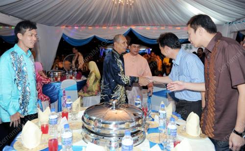 JAMUAN RAYA POLIS