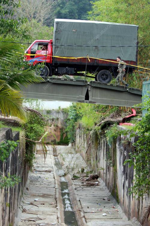 TANAH RUNTUH DI BUKIT ANTARABANGSA