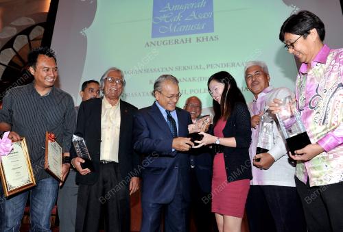 KL20_10122012_SUHAKAM