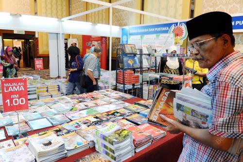 KL20_10122014_EXPO_BUKU_2014