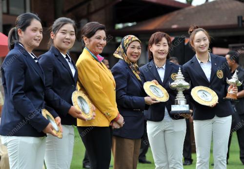 KL20_11042014_GOLF