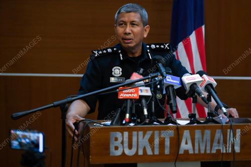 ZAINUDIN AHMAD