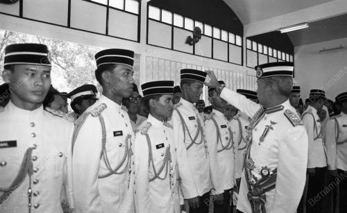 KL20_11092015_KADET_AGONG