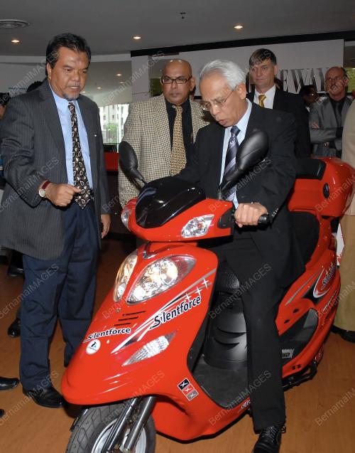 SHAHRIR ABDUL SAMAD