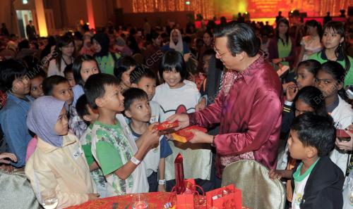 KL20_12022012_CNY