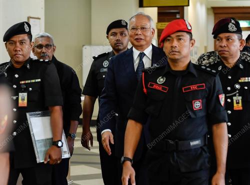 DATUK SERI NAJIB TUN RAZAK