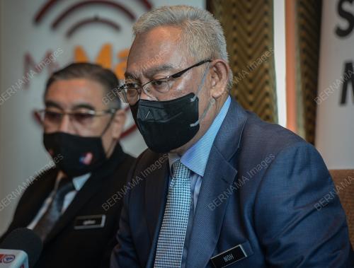 TAN SRI NOH OMAR