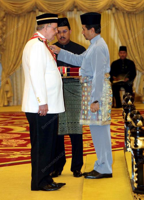 TUANKU MIZAN ZAINAL ABIDIN