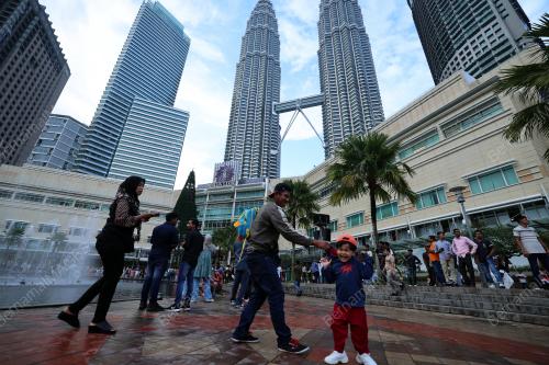 TINJAUAN SEMPENA HARI RAYA DEEPAVALI