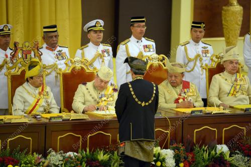 KL20_12122016_AGONG