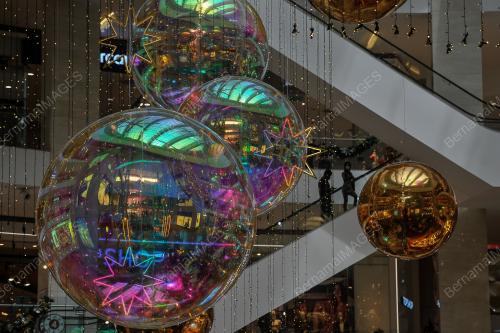 PERHIASAN SAMBUTAN HARI NATAL